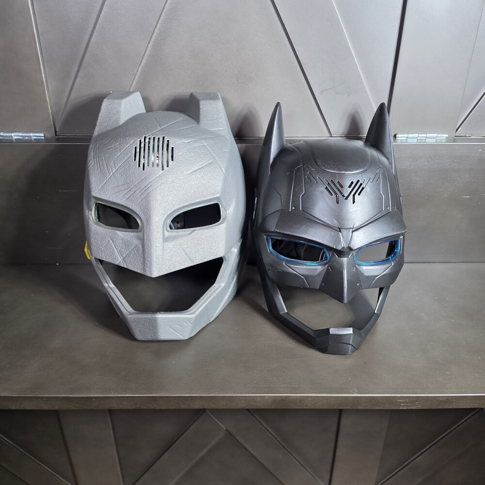 Batman Electronic Masks 2 Masks In Lot  Dc Justice League